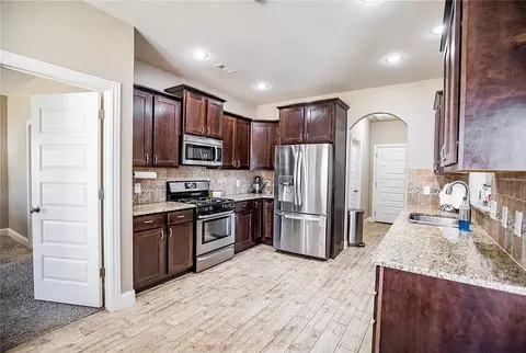 560 Lancaster Rd, Centerton, AR 72719 photo 11