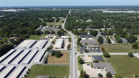 24 Th St, Rogers, AR 72756 photo 4