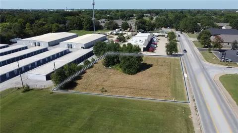 24 Th St, Rogers, AR 72756 photo 2