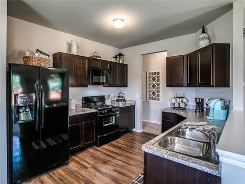 2716 Murphy St, Pea Ridge, AR 72751