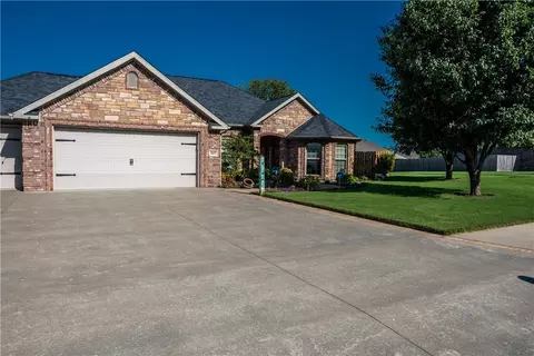 507 Barn Vly, Bentonville, AR 72712