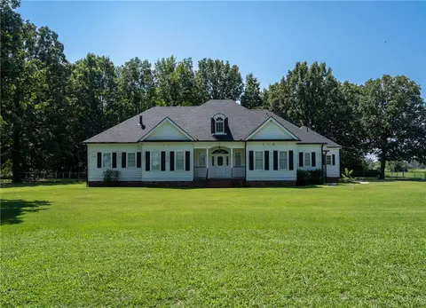 21479 Highway 12, Gentry, AR 72734