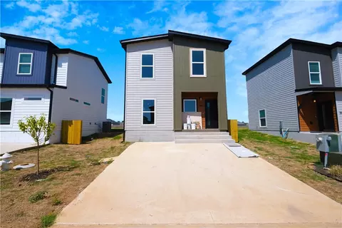 890 Boardwalk Ave, Centerton, AR 72719