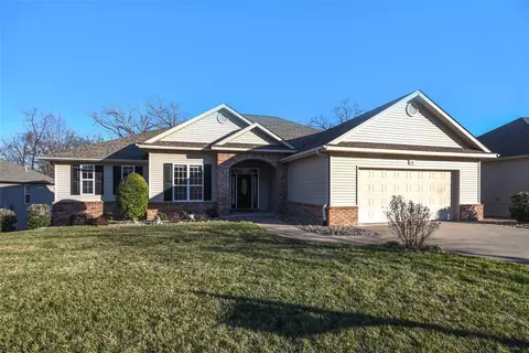 14 Parkridge Dr, Bella Vista, AR 72715