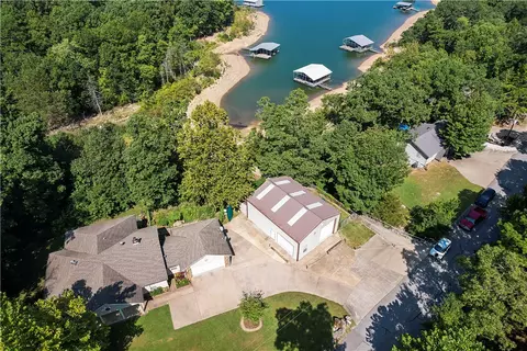 19166 Pinecrest Trl, Rogers, AR 72756