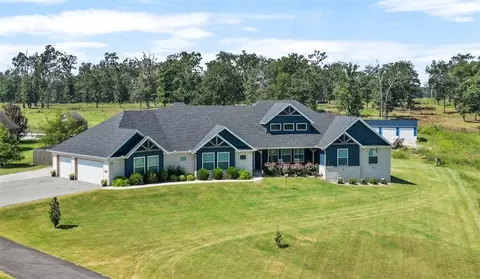 15017 Tikaani Dr, Siloam Springs, AR 72761
