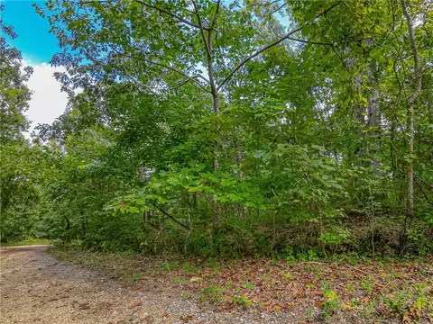 Lockton Drive, Bella Vista, AR 72714