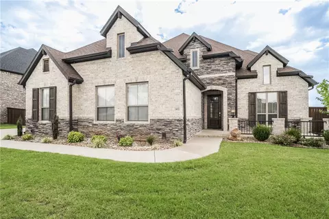 1400 SW Falkirk Run Ave, Bentonville, AR 72712