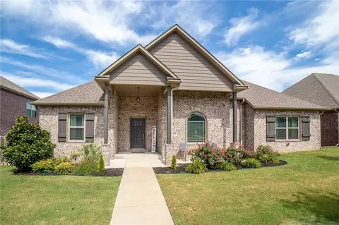 3050 E History St, Fayetteville, AR 72701