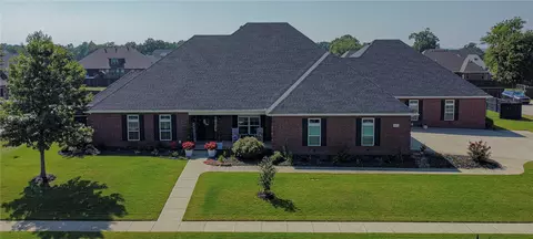 305 Timber Ridge St, Cave Springs, AR 72718