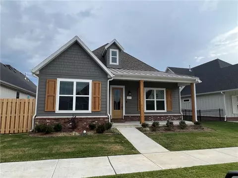 6777 Somerset Pl, Springdale, AR 72762