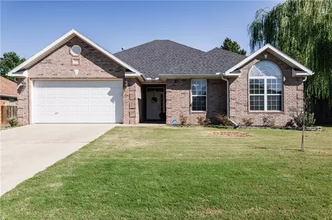4070 Green Side Ln, Springdale, AR 72762