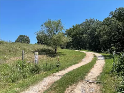 Robinson Road, Siloam Springs, AR 72761