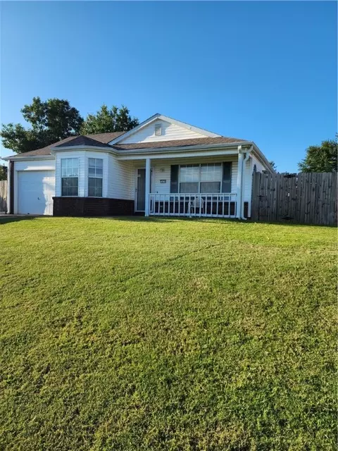 2470 Pine Lake Ave, Springdale, AR 72764