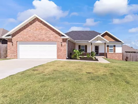 1440 Colonel Mcneil Dr, Prairie Grove, AR 72753