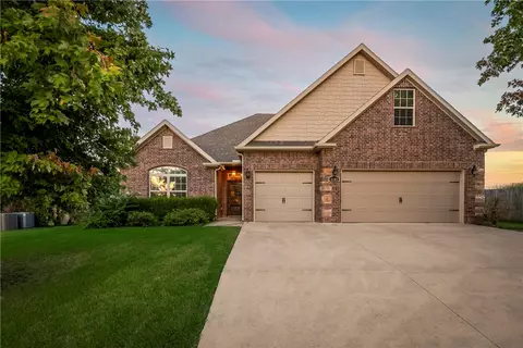 4405 SW Brentwood Rd, Bentonville, AR 72712