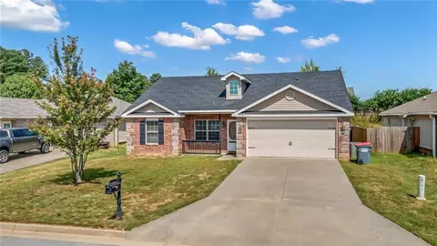 2416 Ridgeway Ln, Barling, AR 72923 photo 2