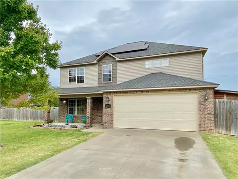 11764 E Creek Ln, Farmington, AR 72730