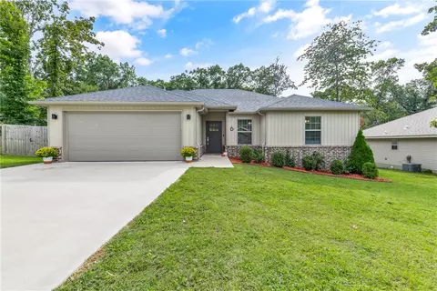 6 Elvanfoot Ln, Bella Vista, AR 72715