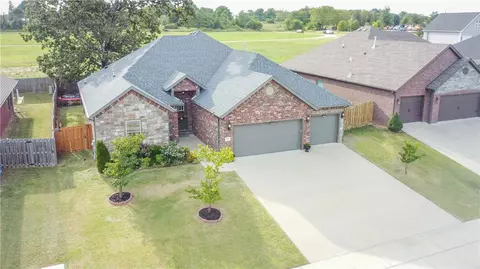 3308 Brittany Rd, Bentonville, AR 72713
