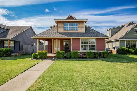 3803 Gibson Ave, Bentonville, AR 72712