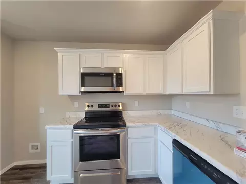 1731 Hermitage Dr, Centerton, AR 72719 photo 2