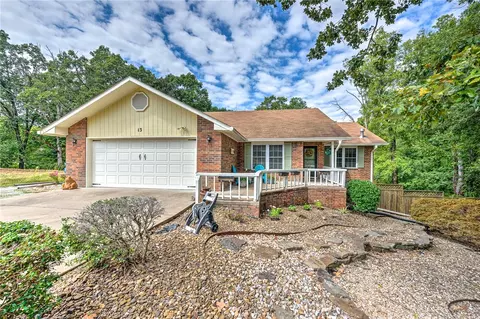 13 Liddy Ln, Bella Vista, AR 72715