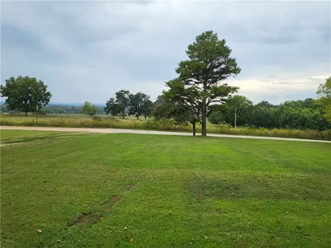 15708 Prairie View Rd, Prairie Grove, AR 72753