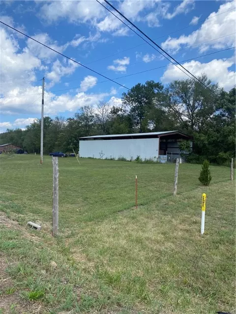 10534 Highway 16, Combs, AR 72721 photo 6