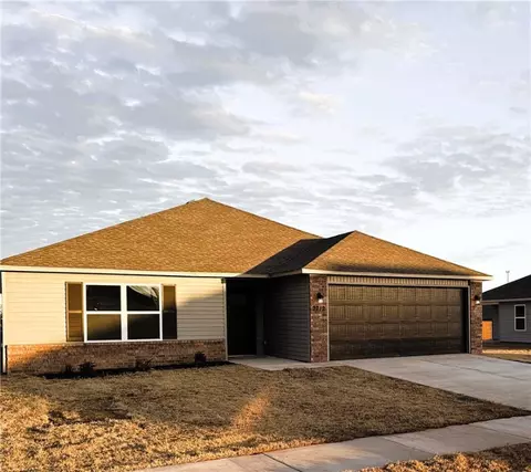 2712 Murphy St, Pea Ridge, AR 72751
