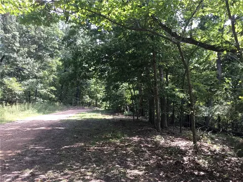 Chisholm Lane, Rogers, AR 72756