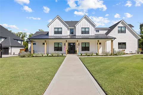 8400 Habitat Ln, Bentonville, AR 72713