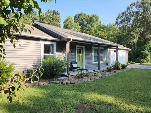 43 Brigadoon Dr, Bella Vista, AR 72715