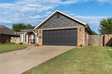 2905 S E St, Rogers, AR 72758 photo 2
