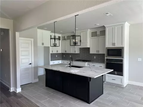 3407 Lucretia Rd, Bentonville, AR 72713