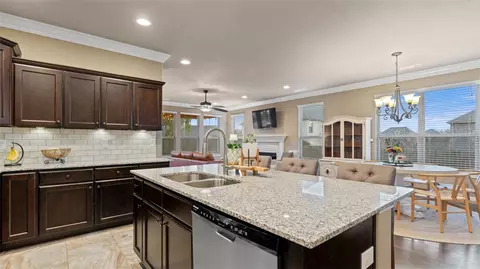 1708 Crestwood Hills Ln, Cave Springs, AR 72718