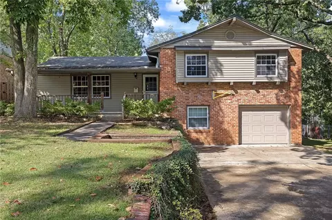 1773 Greenvalley Ave, Fayetteville, AR 72701