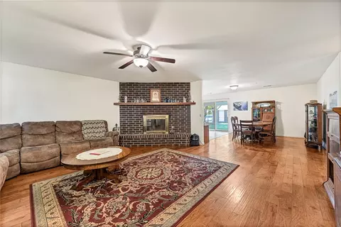 301 Terry Ave, Springdale, AR 72764 photo 3