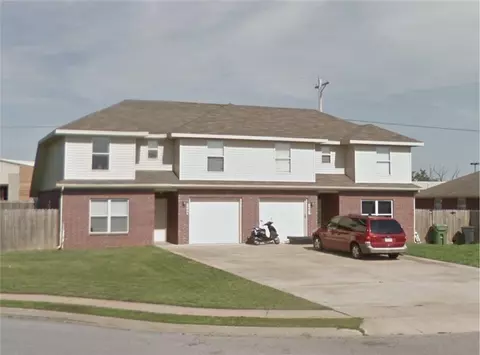 3005-3007 S E St, Rogers, AR 72758 photo 1