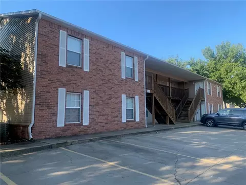 1431 Sligo St #8, Fayetteville, AR 72701