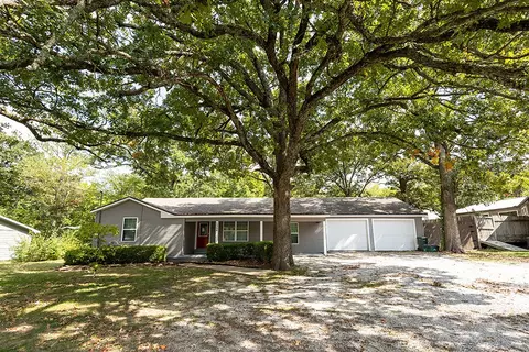 1346 N Lewis Ave, Fayetteville, AR 72703