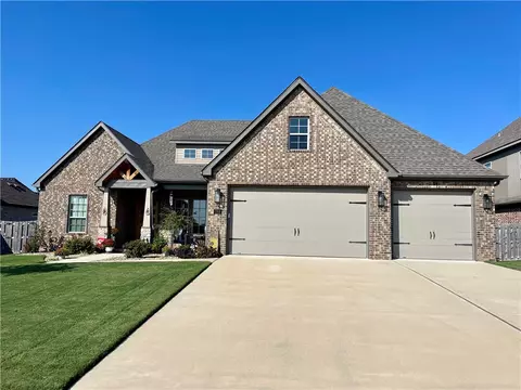 268 Viale Benedetto St, Springdale, AR 72762