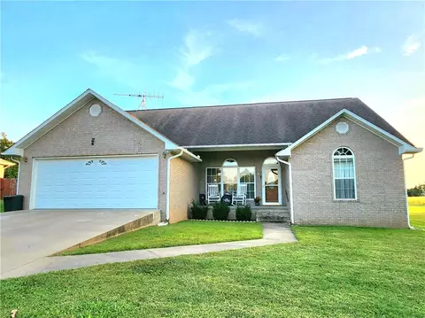 215 Casey Ln, Berryville, AR 72616