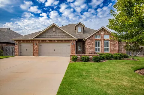 6205 W Murfield Dr, Rogers, AR 72758