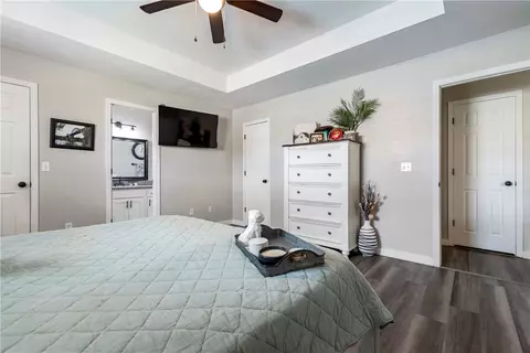 322 Wagon Trail Ave, Lowell, AR 72745 photo 8