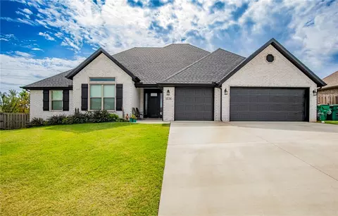 1336 Sweetbriar Cir, Centerton, AR 72719