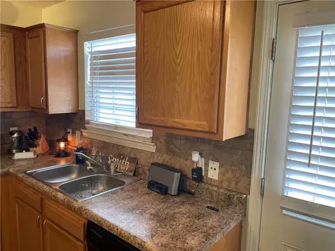 471 Cascade Cir, Springdale, AR 72764 photo 9