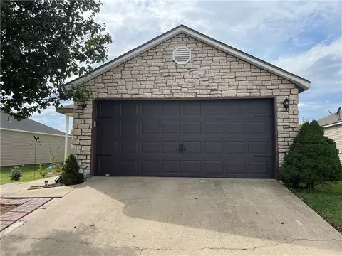 471 Cascade Cir, Springdale, AR 72764 photo 3
