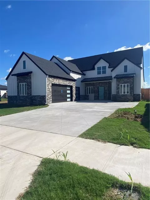 3609 SW Aurora, Bentonville, AR 72713