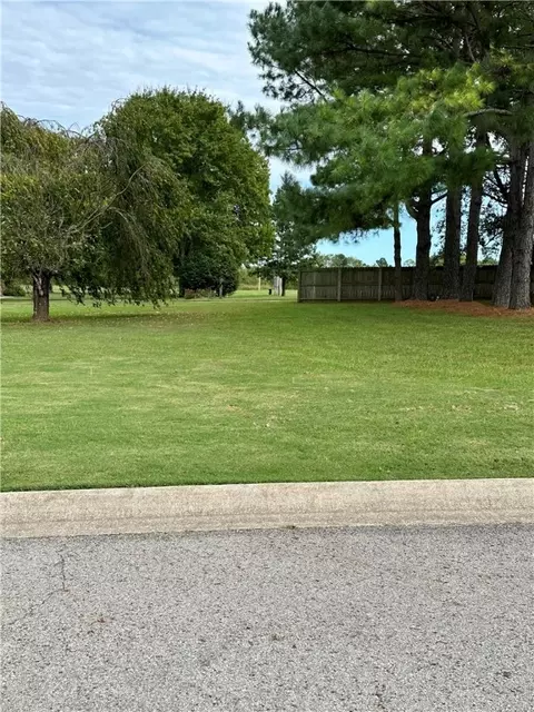 S Liberty Drive, Fayetteville, AR 72701